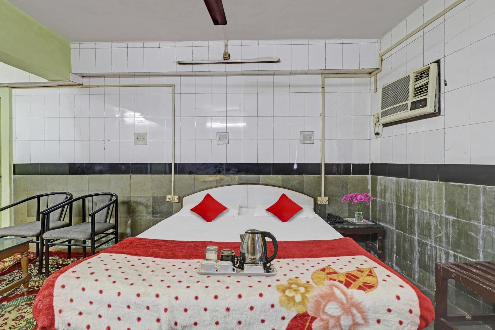 Super Hotel O Rajdoot Near Phoenix Palladium ムンバイ エクステリア 写真