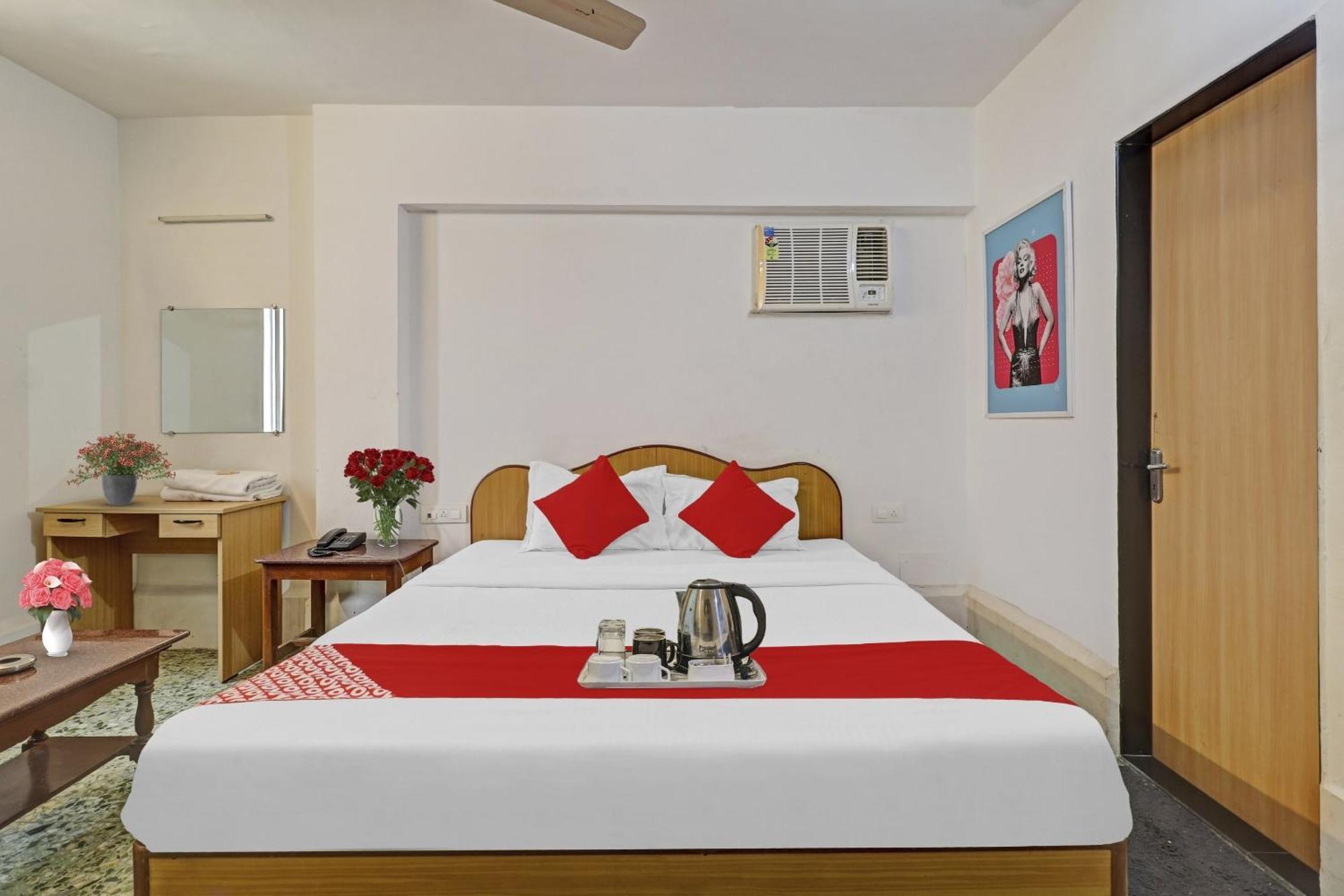 Super Hotel O Rajdoot Near Phoenix Palladium ムンバイ エクステリア 写真